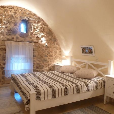Appartement To Petradi à Avgonima Chambre photo