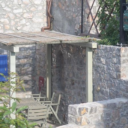 Appartement To Petradi à Avgonima Extérieur photo