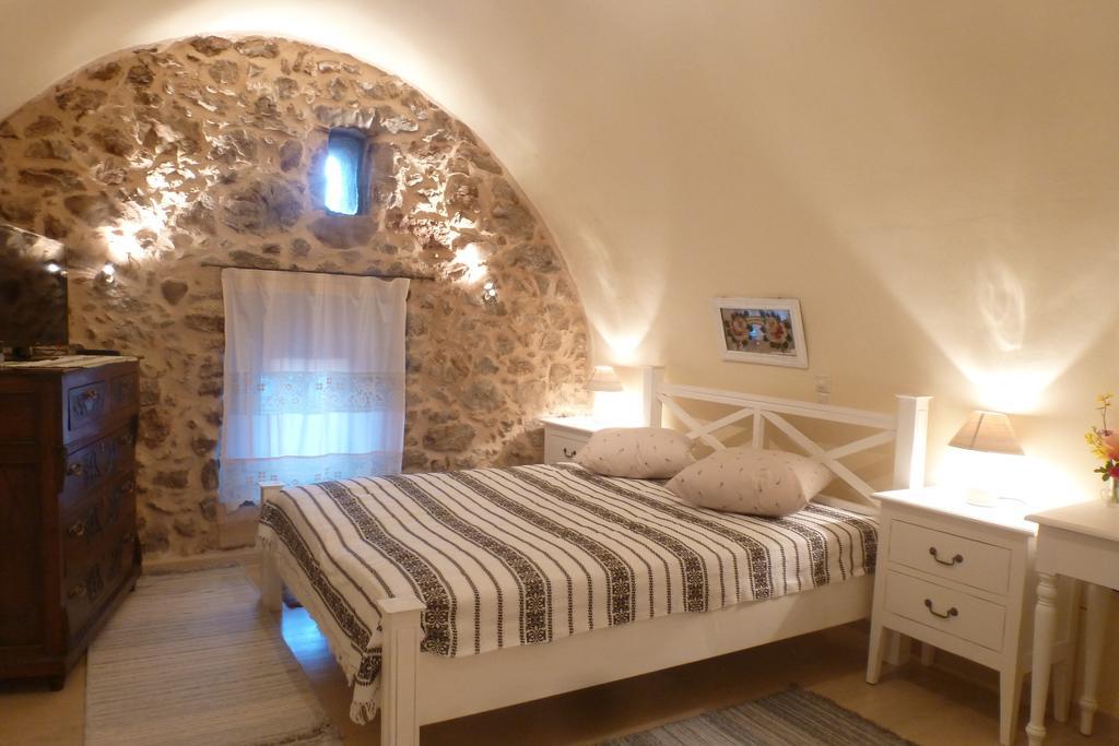 Appartement To Petradi à Avgonima Chambre photo