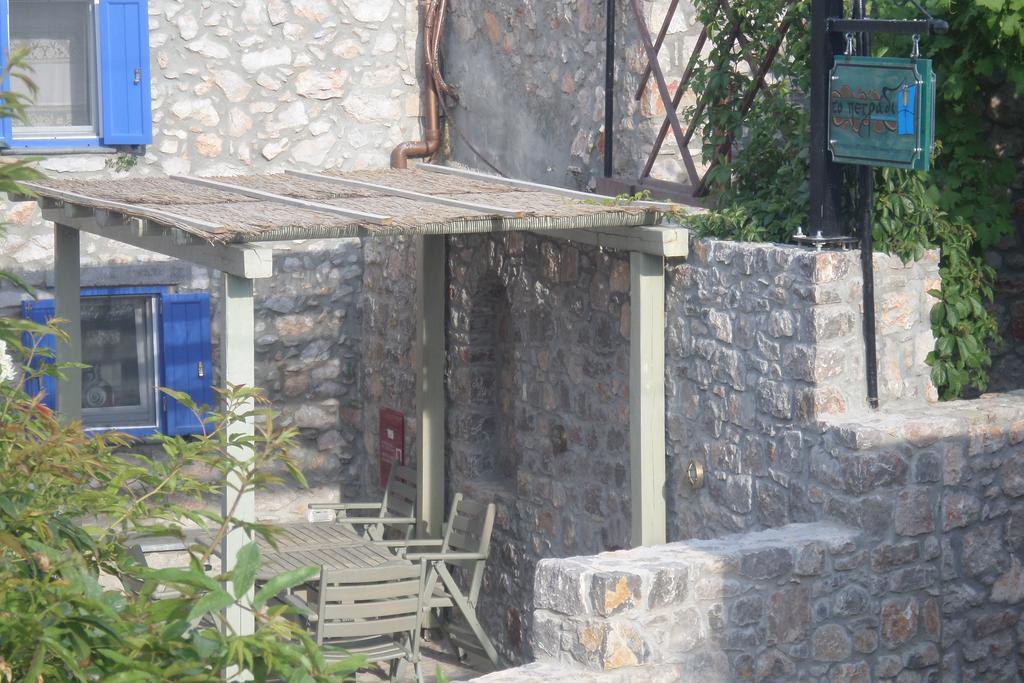 Appartement To Petradi à Avgonima Extérieur photo